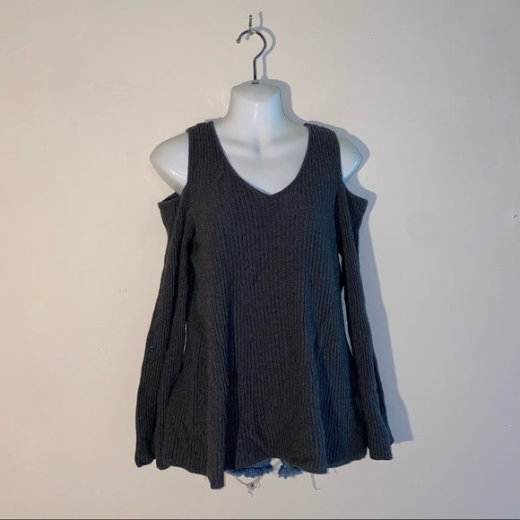 GNW Grey Sleek Cold Shoulder Belled Sleeve Sweater